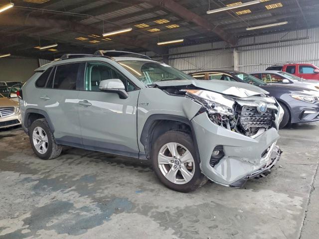 Toyota RAV4 Xle Image 12
