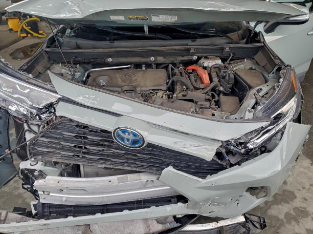 Toyota RAV4 Xle Image 7