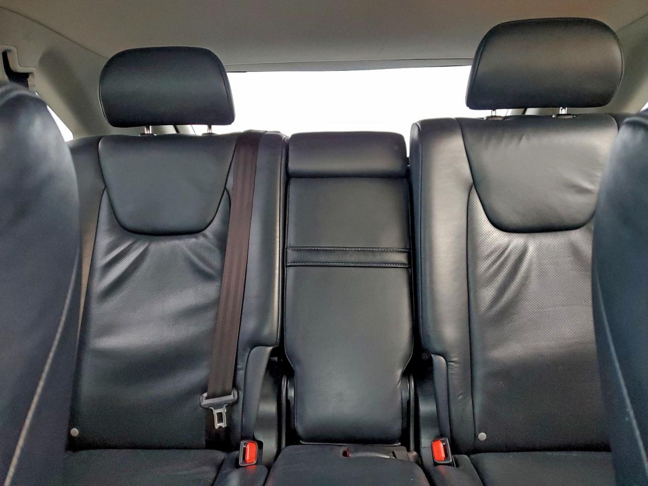 Lexus RX 350 Base Image 12