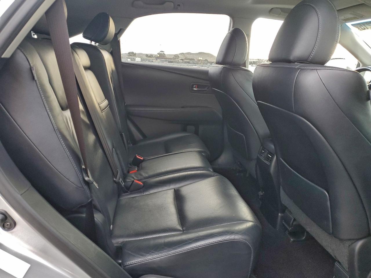 Lexus RX 350 Base Image 9