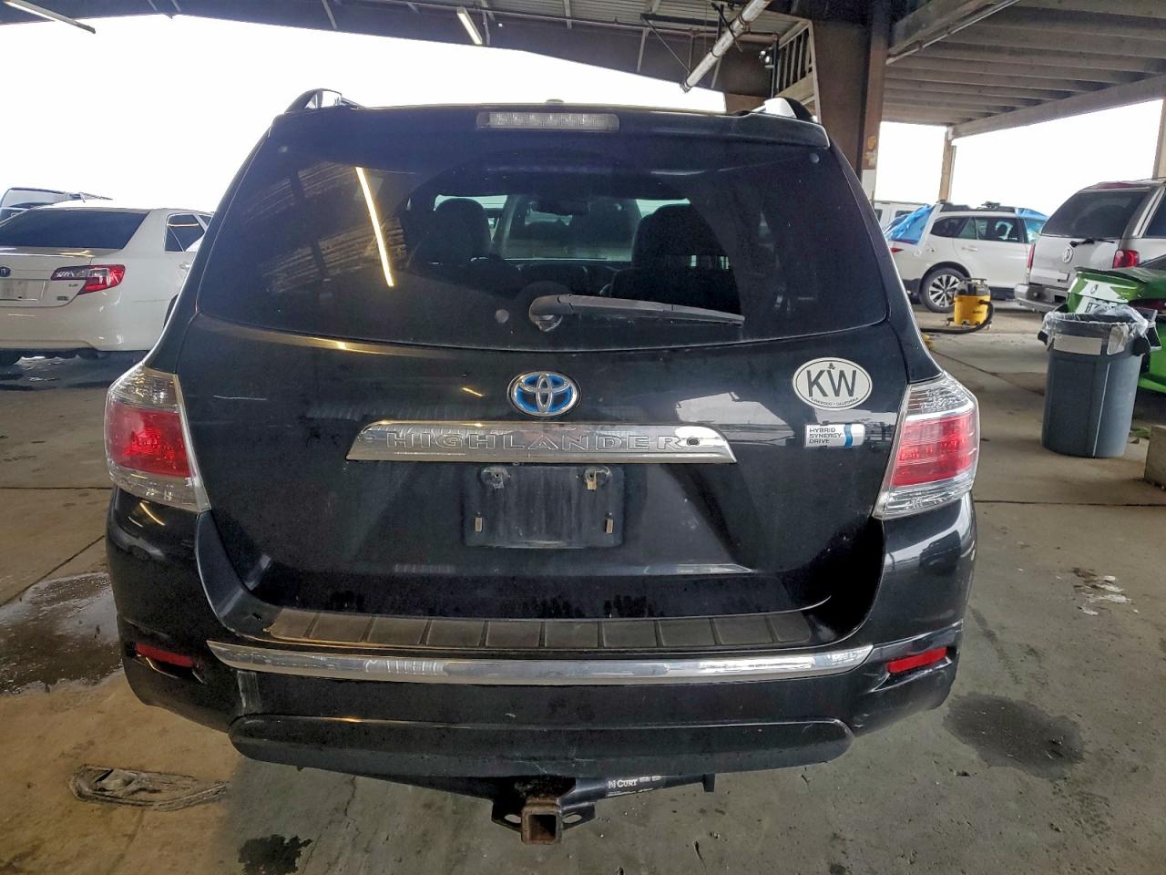 Toyota Highlander Hybrid Image 6