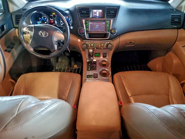 Toyota Highlander Hybrid Image 9