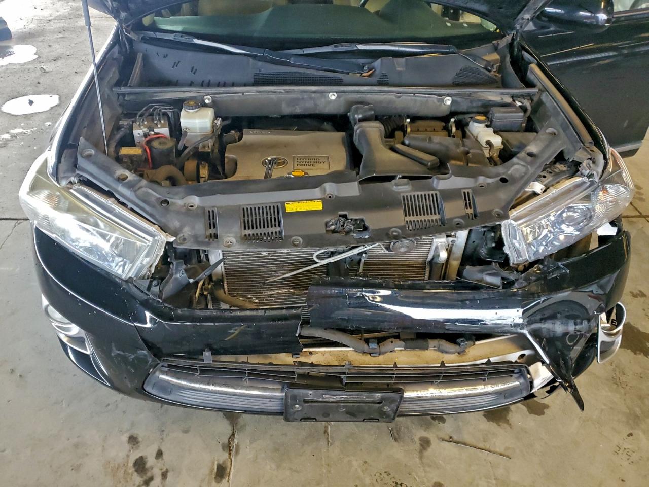 Toyota Highlander Hybrid Image 13