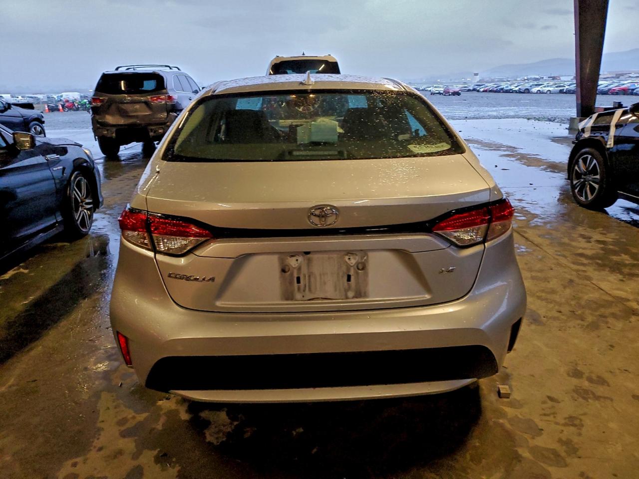 Toyota Corolla Le Image 2