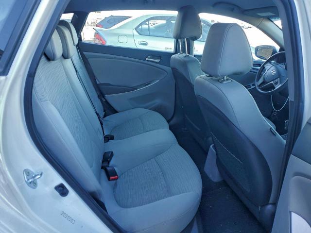 Hyundai ACCENT Se Image 8