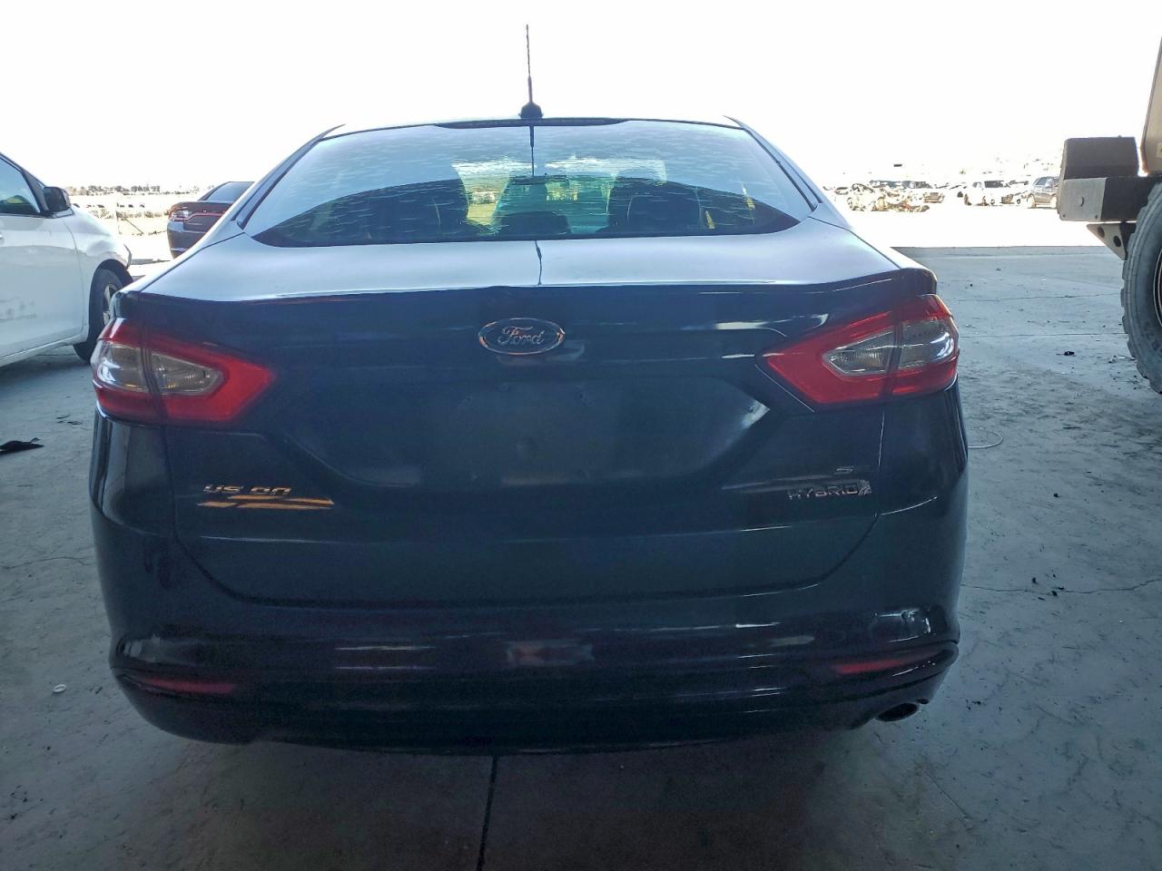 Ford Fusion Se Hybrid Image 7