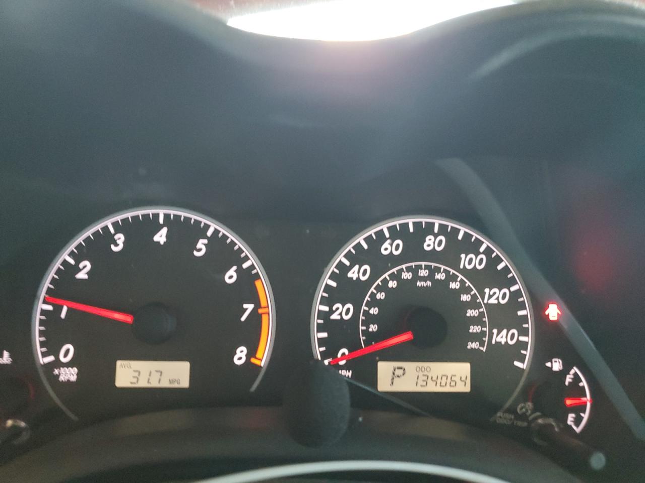 Toyota Corolla Base Image 11