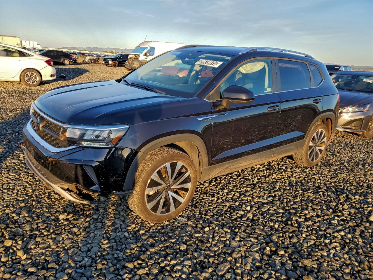 Volkswagen Taos Se Image 1