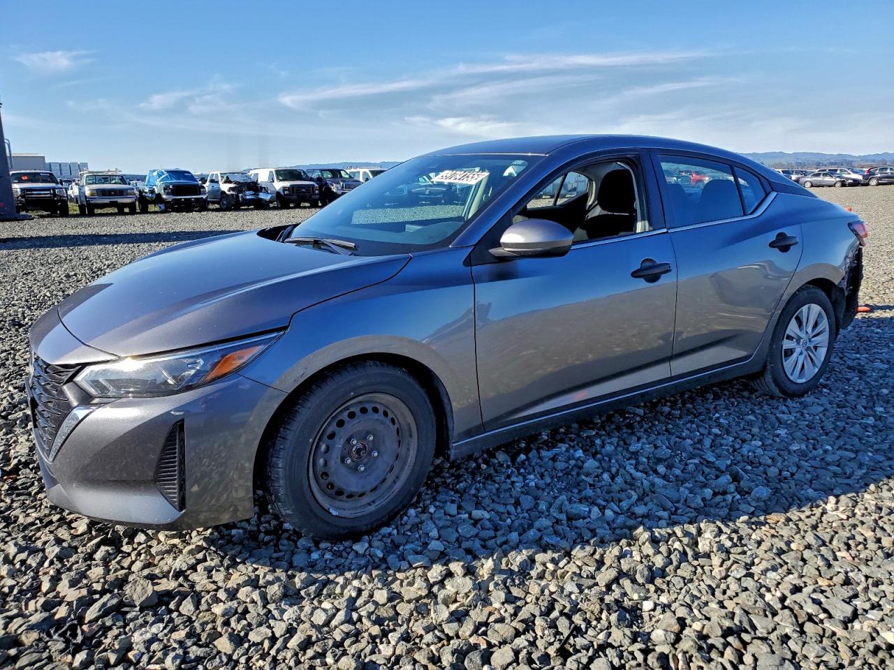 Nissan Sentra S Image 1