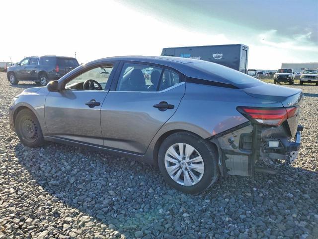 Nissan Sentra S Image 2