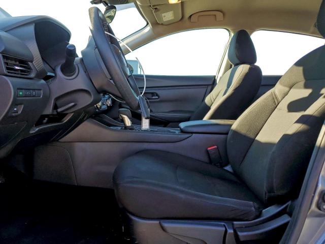 Nissan Sentra S Image 11