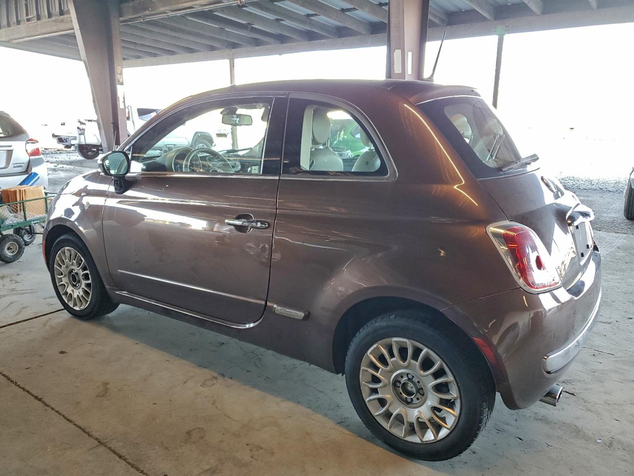 FIAT 500 Lounge Image 5