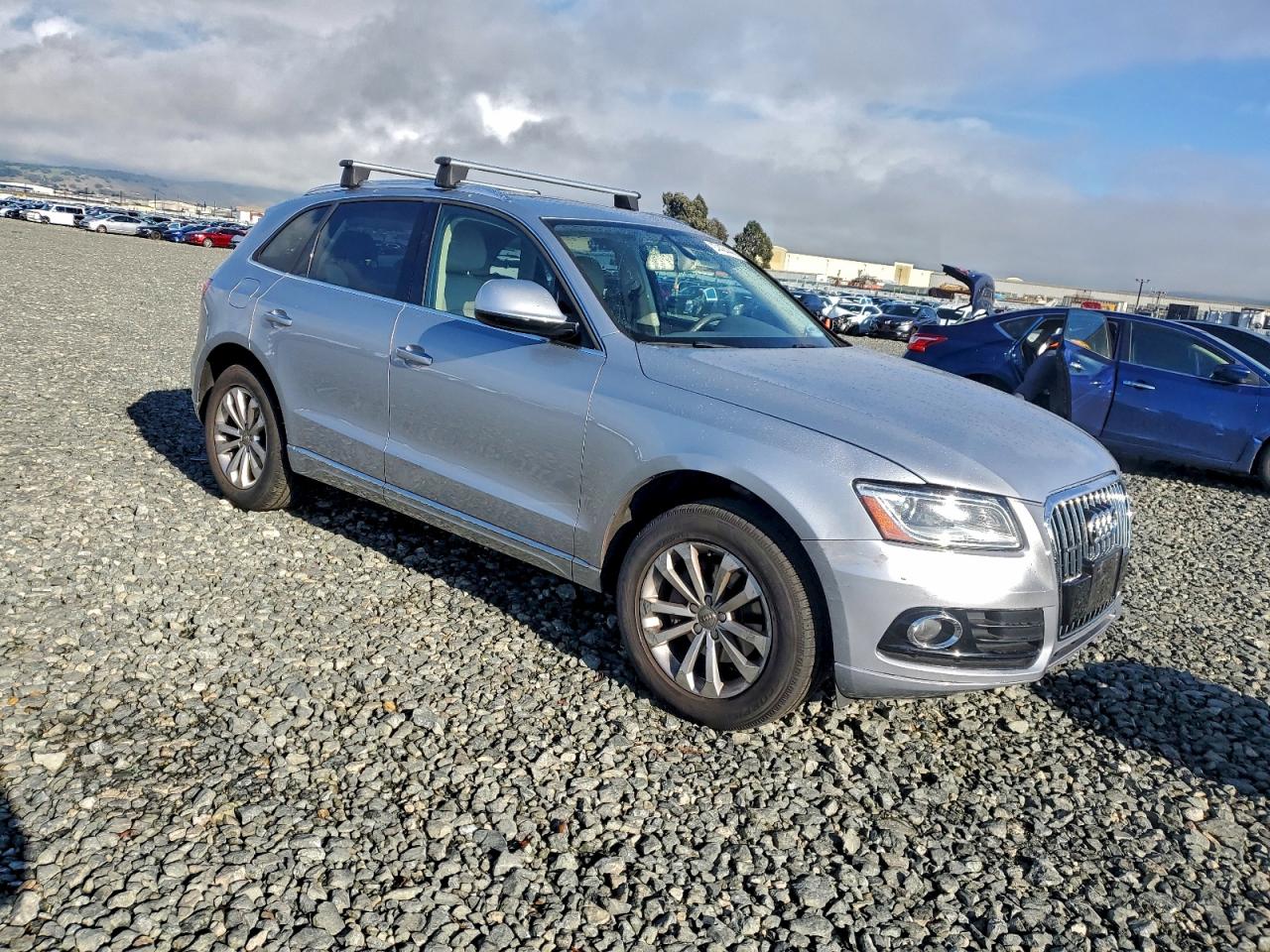 Audi Q5 Premium Image 2