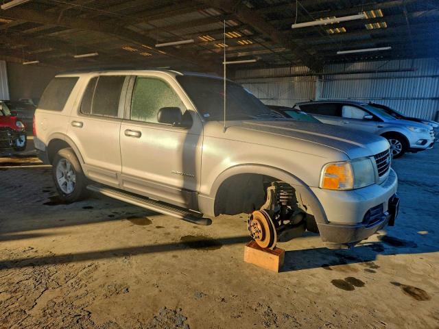 Ford Explorer Xlt Image 10