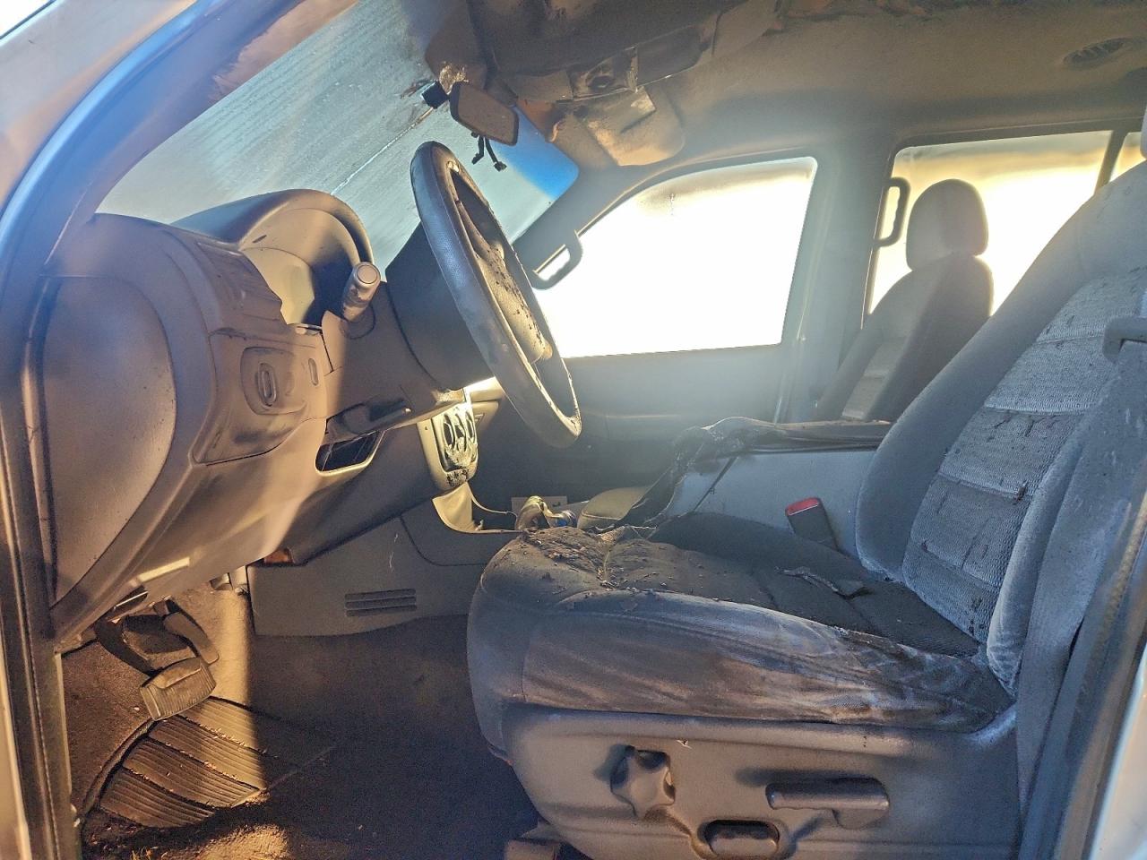 Ford Explorer Xlt Image 12