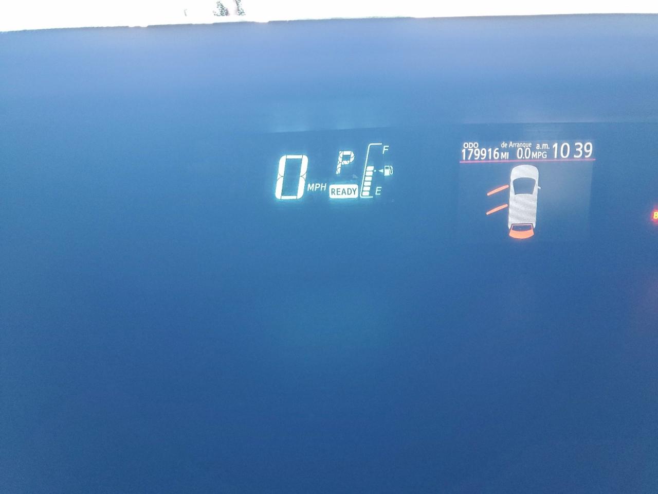 Toyota Prius Image 12