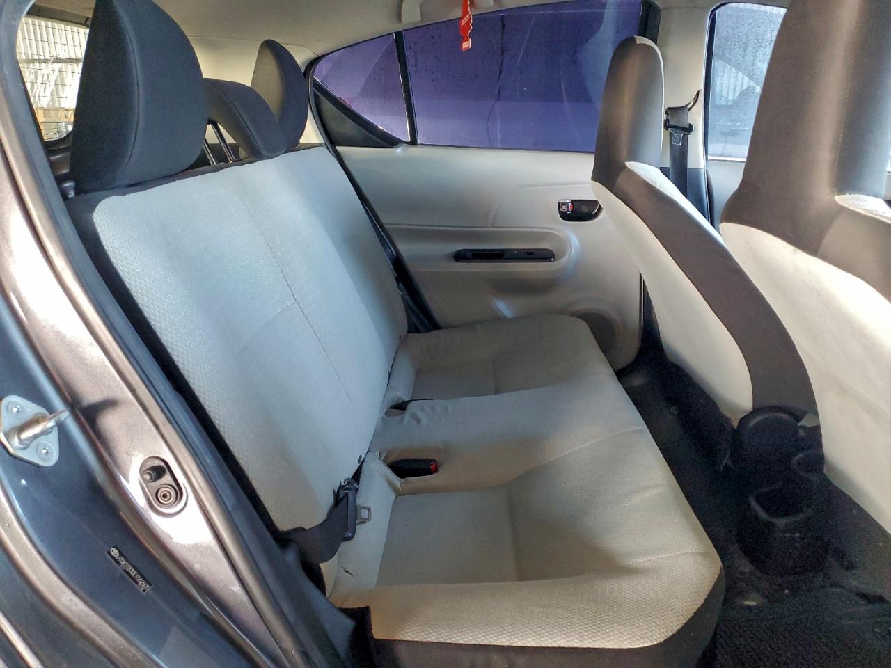 Toyota Prius Image 7