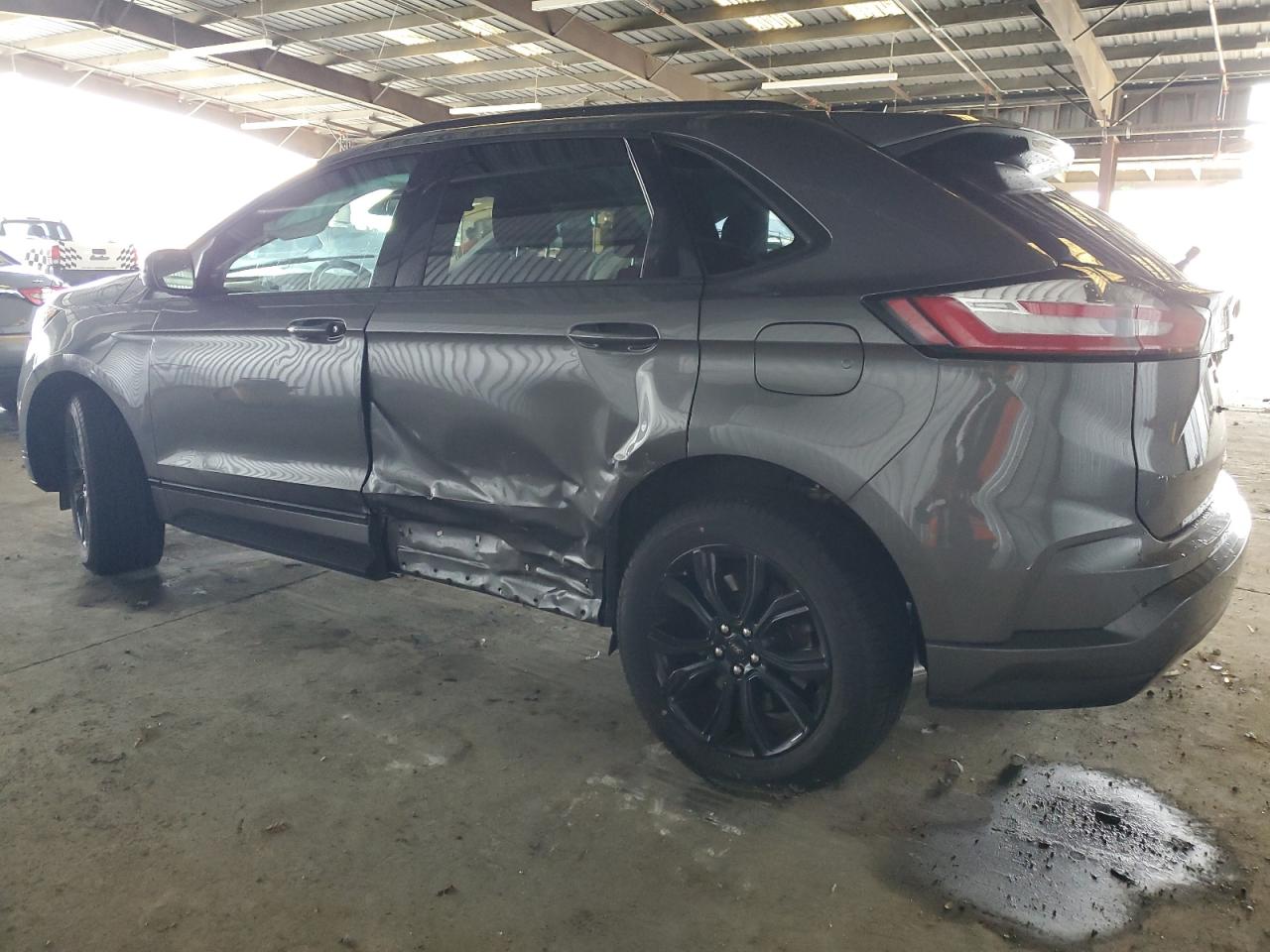 Ford Edge Se Image 3