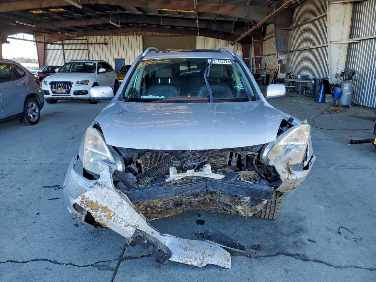 Nissan Rogue S Image 4