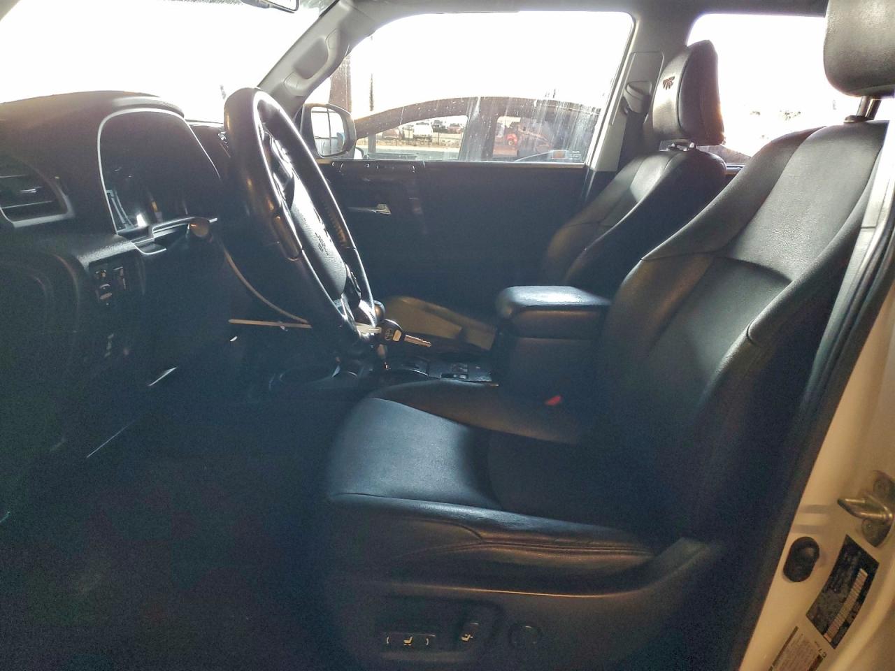 Toyota 4Runner Sr5/sr5 Premium Image 4