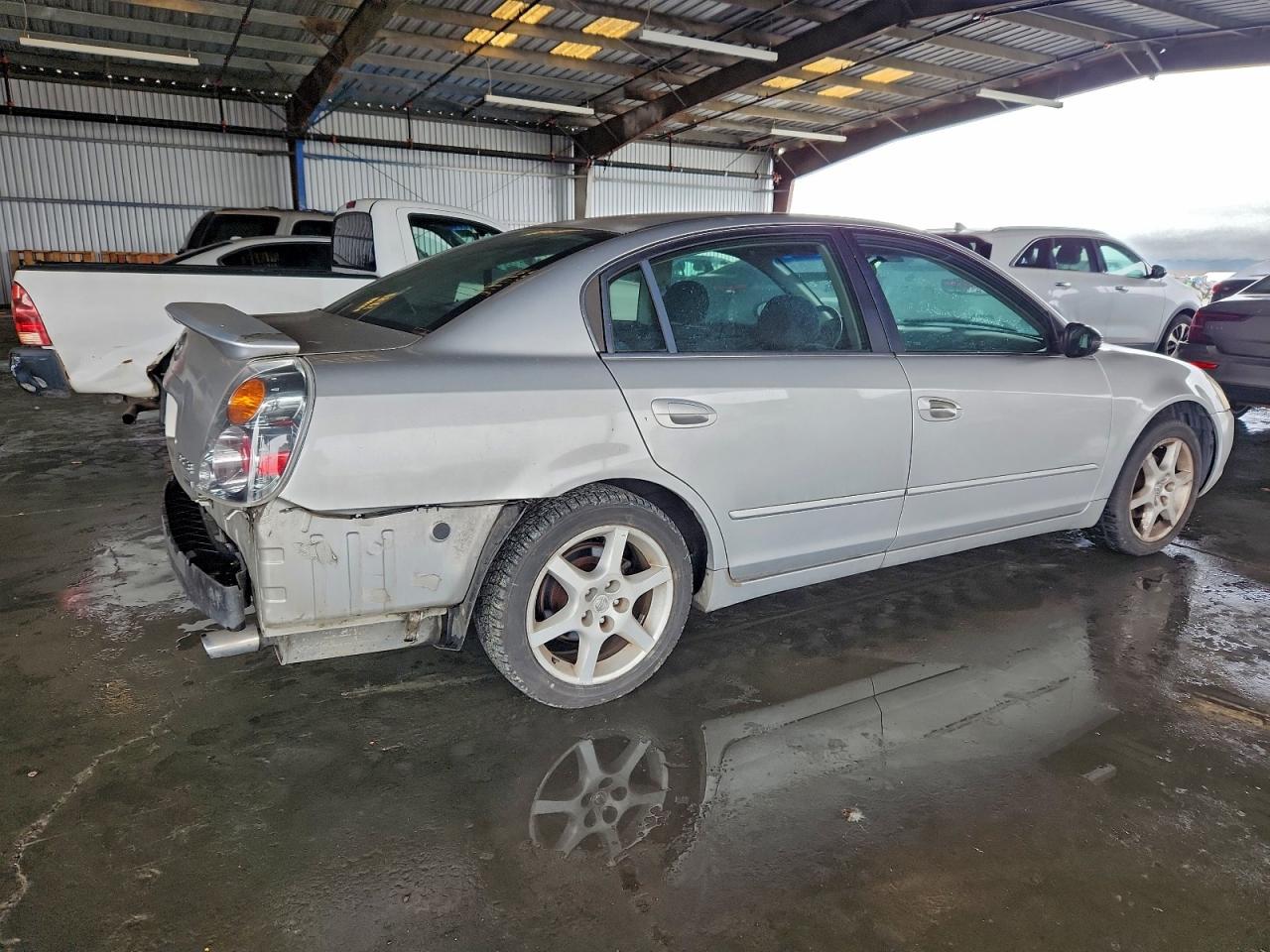 Nissan Altima Se Image 12