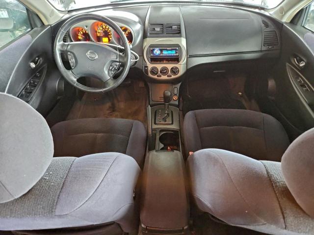 Nissan Altima Se Image 11