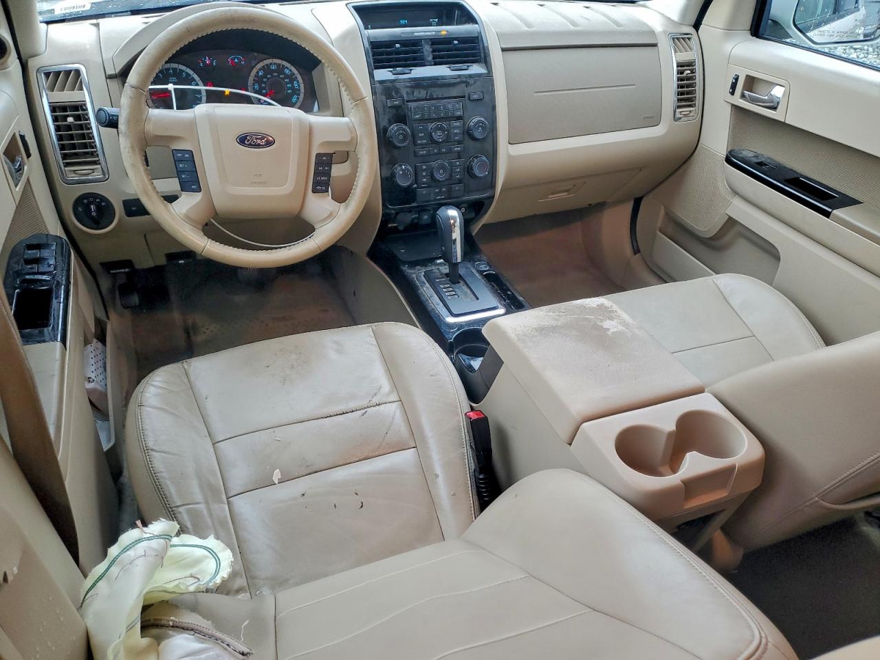 Ford Escape Limited Image 4