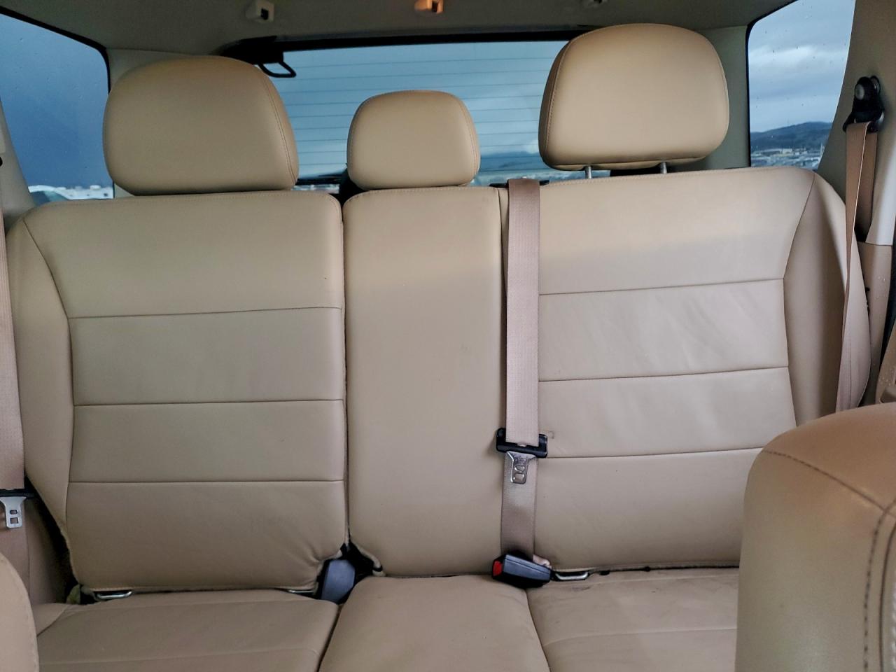 Ford Escape Limited Image 9