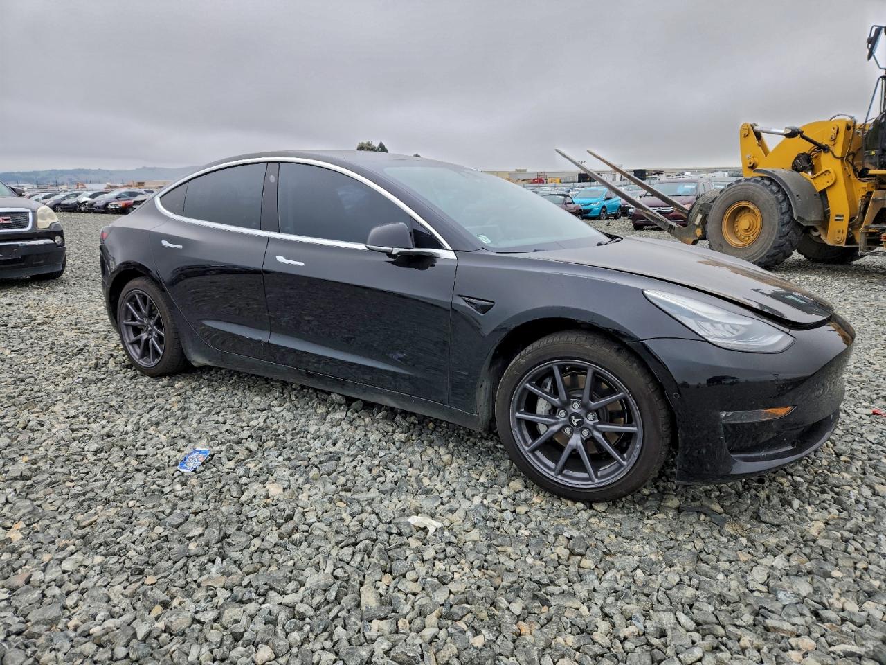 Tesla Model 3 Image 11