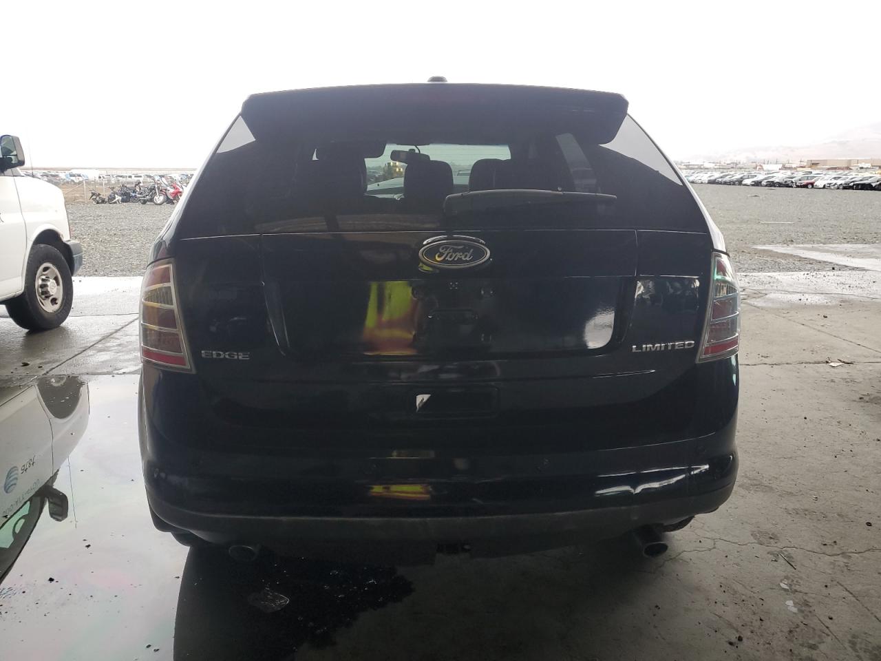 Ford Edge Limited Image 4