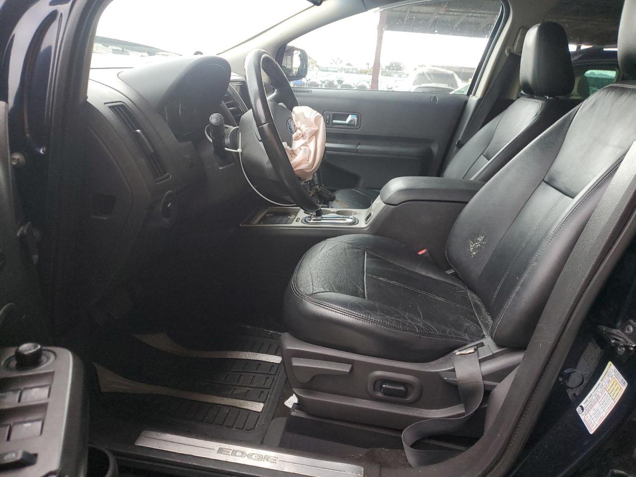 Ford Edge Limited Image 9