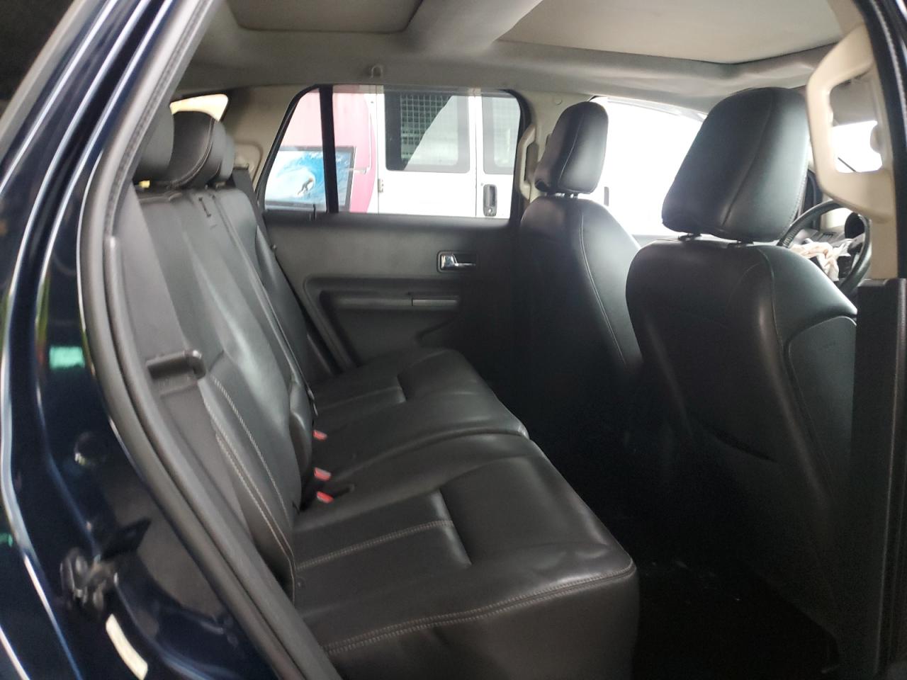 Ford Edge Limited Image 12