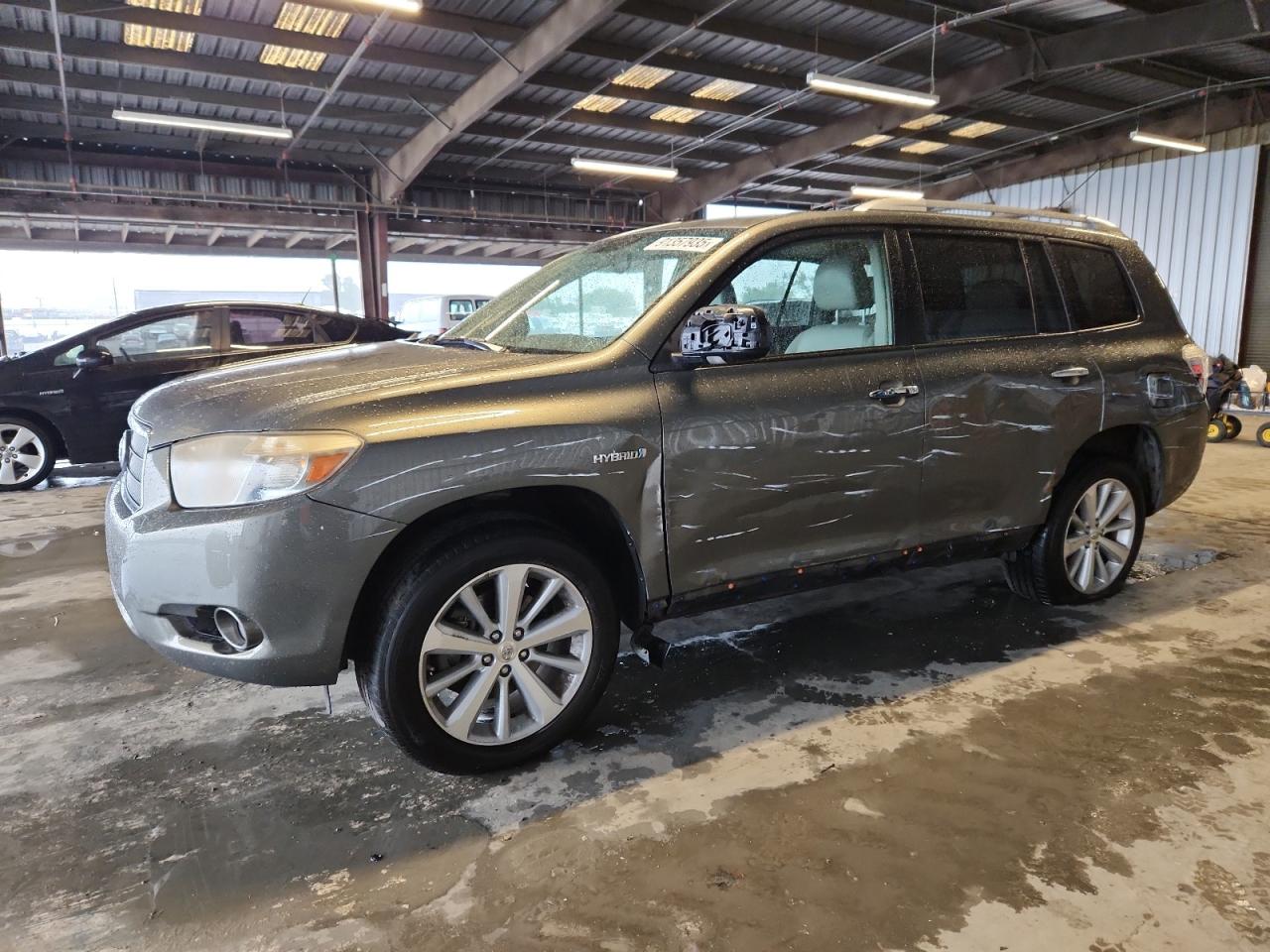 Toyota Highlander Hybrid Limited Image 1