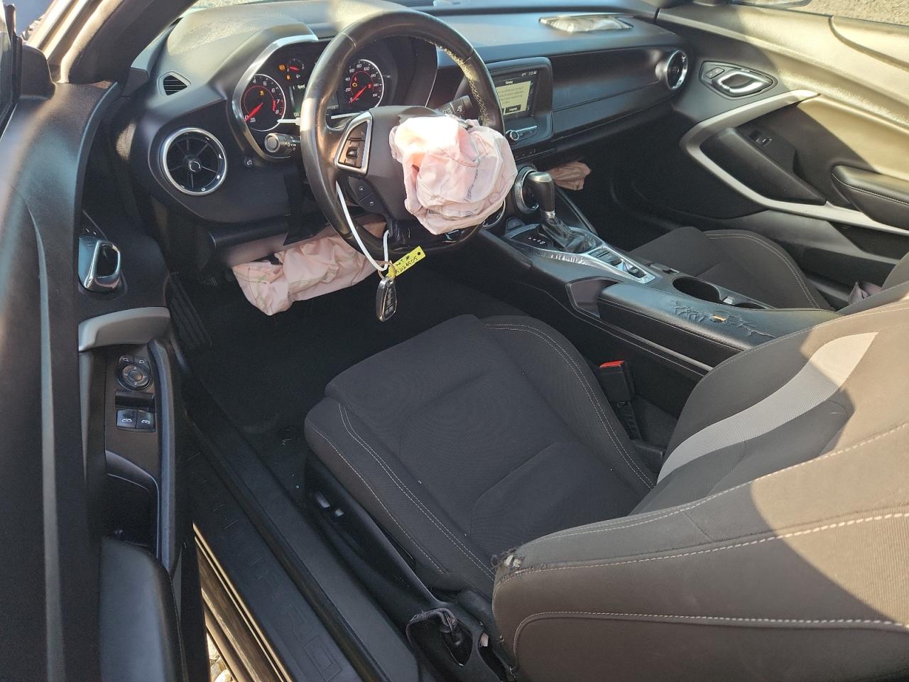 Chevrolet Camaro Lt Image 11