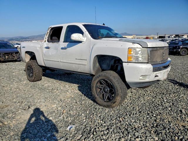 Chevrolet Silverado K1500 Lt Image 11