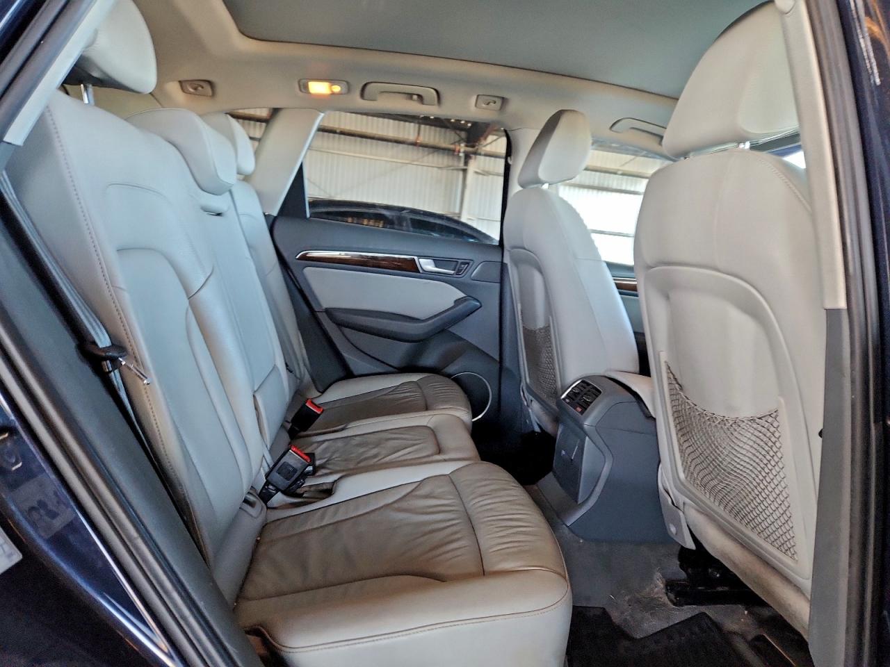 Audi Q5 Premium Plus Image 12