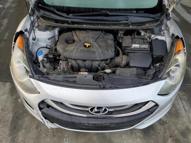 Hyundai ELANTRA Image 7