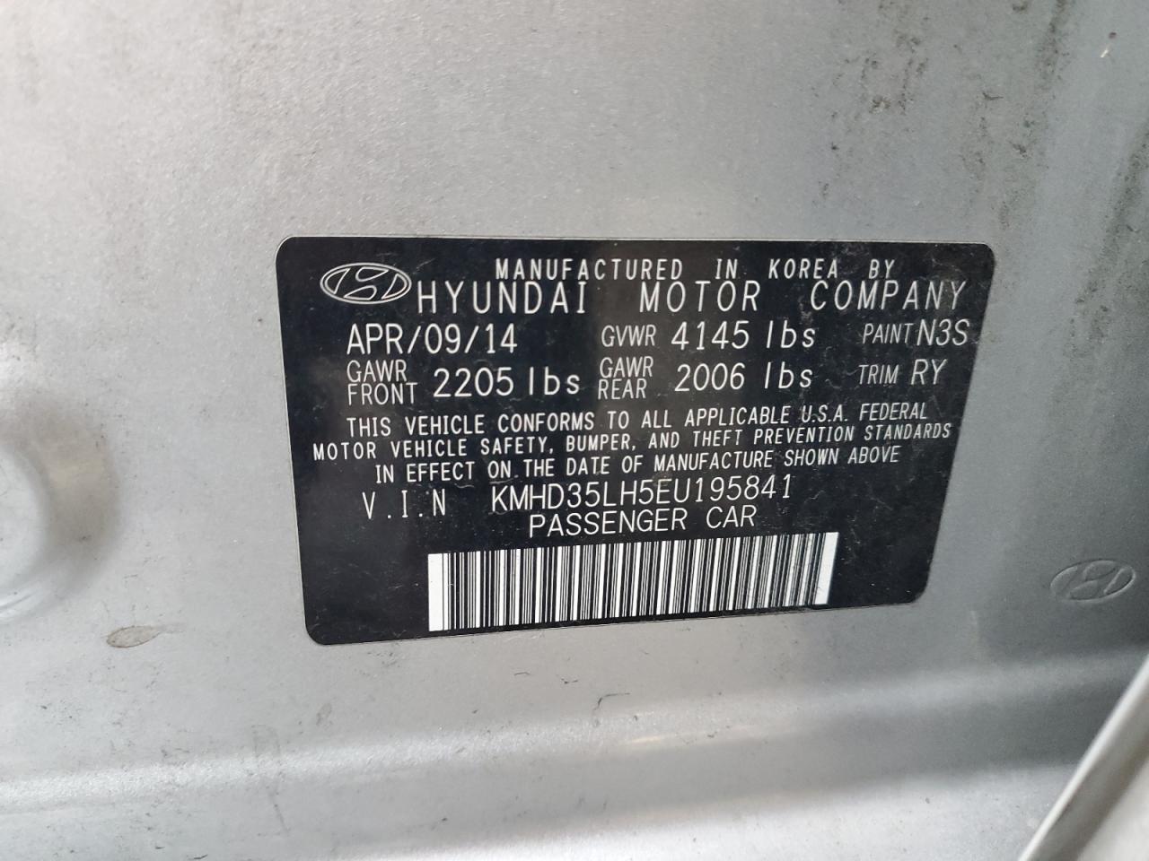 Hyundai ELANTRA Image 5