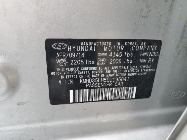 Hyundai ELANTRA Image 5