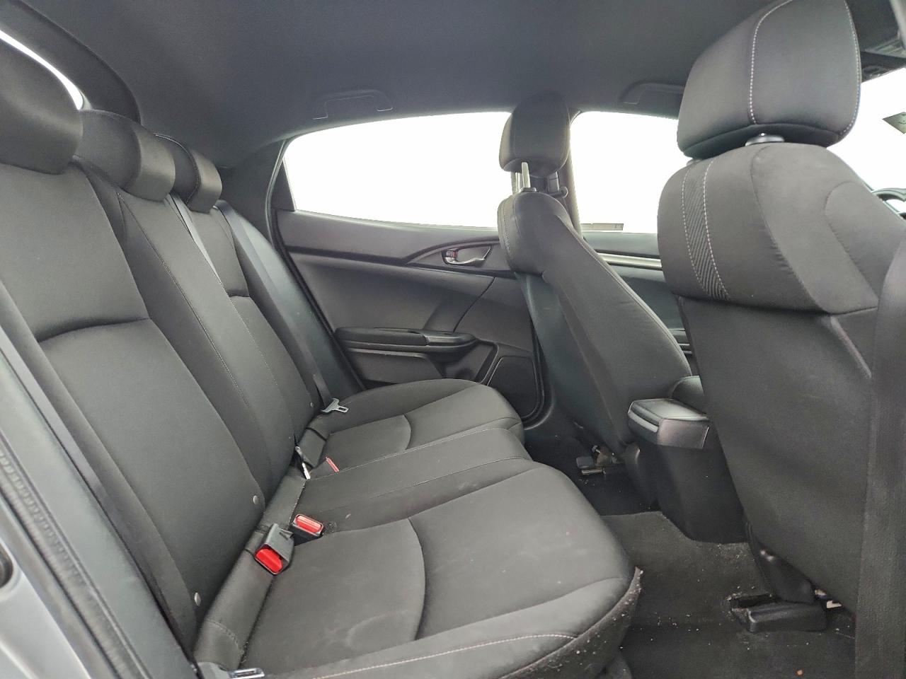 Honda Civic Sport Image 9