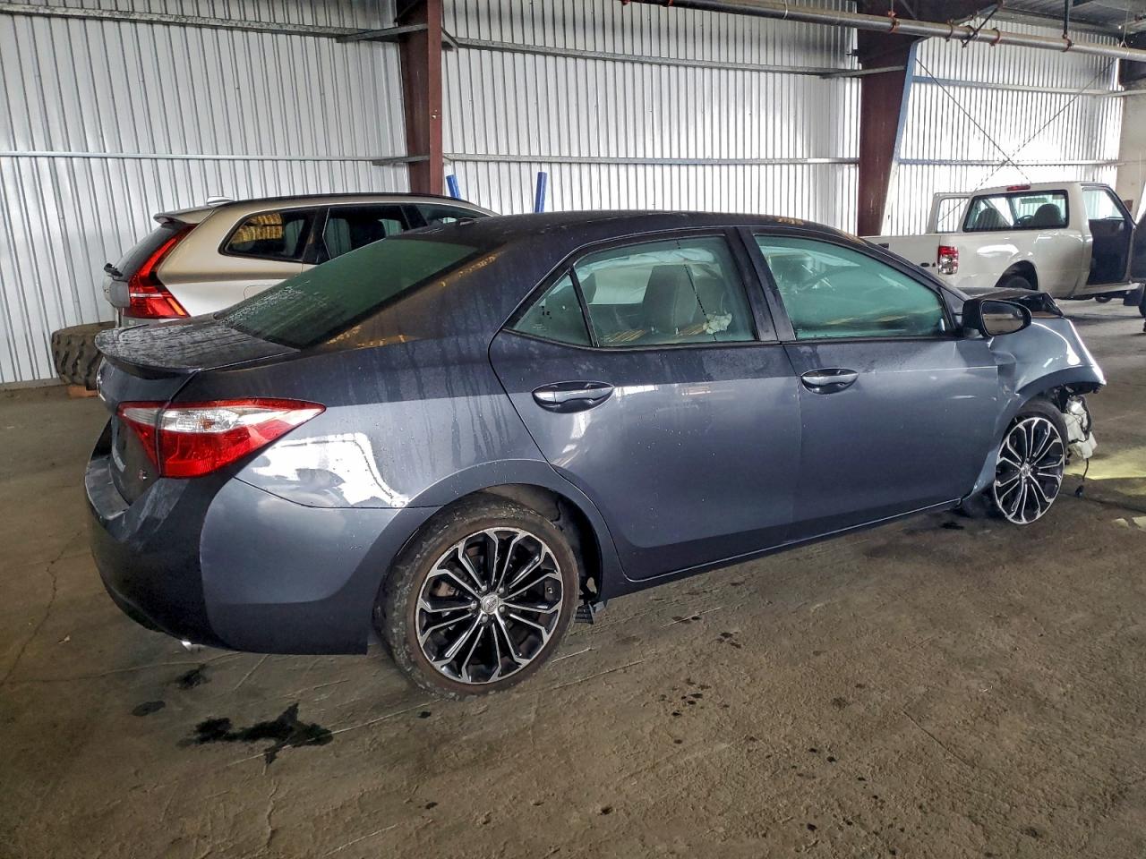 Toyota Corolla L Image 4