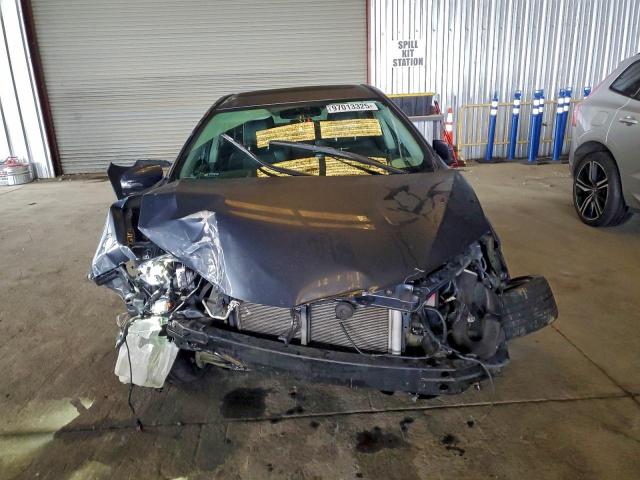 Toyota Corolla L Image 2