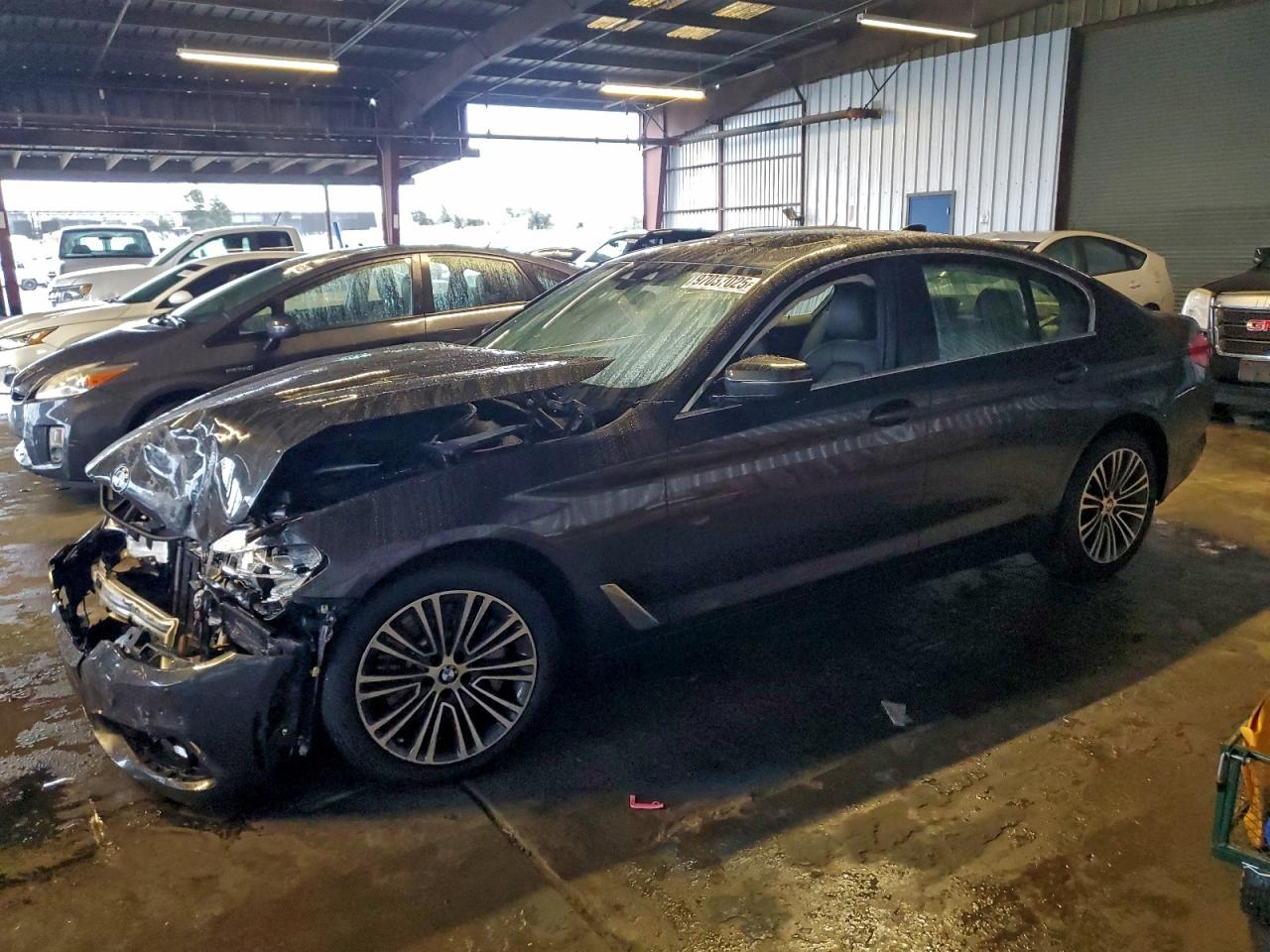 BMW 5 Series I Image 1