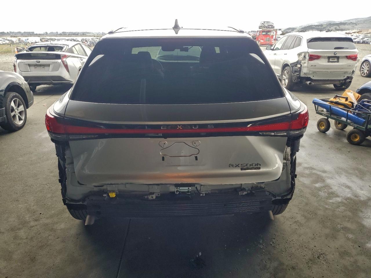 Lexus RX 500h F Sport Image 14